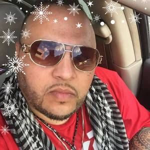 Meet your Posher, Carlos